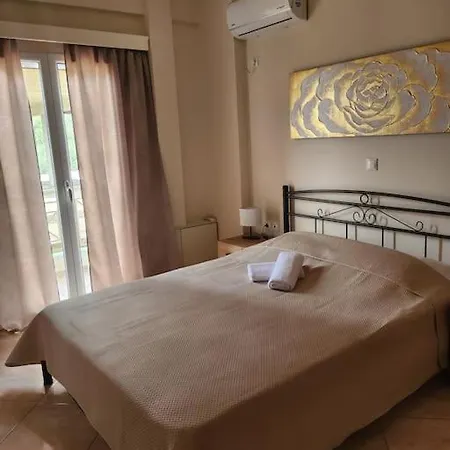 Lägenhet 'elia Gytheio *