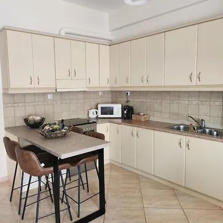 'elia Gytheio * Mavrovoúnion